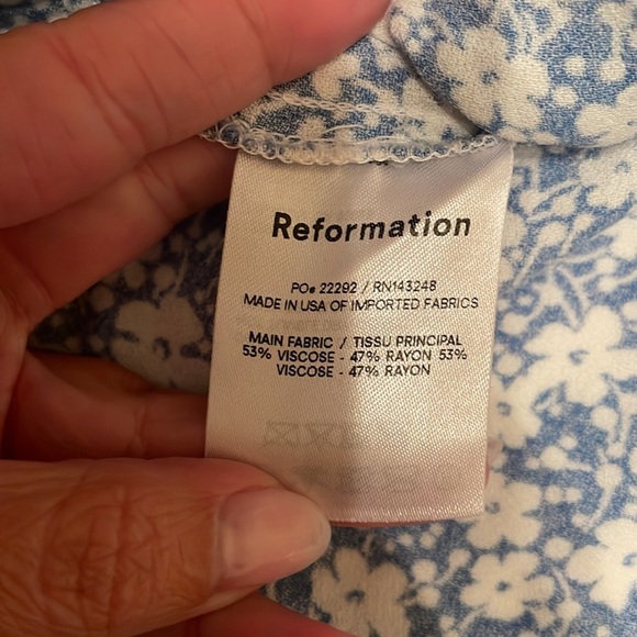 Reformation Size 8 Blue White Floral Mini Skirt - Picture 3 of 10